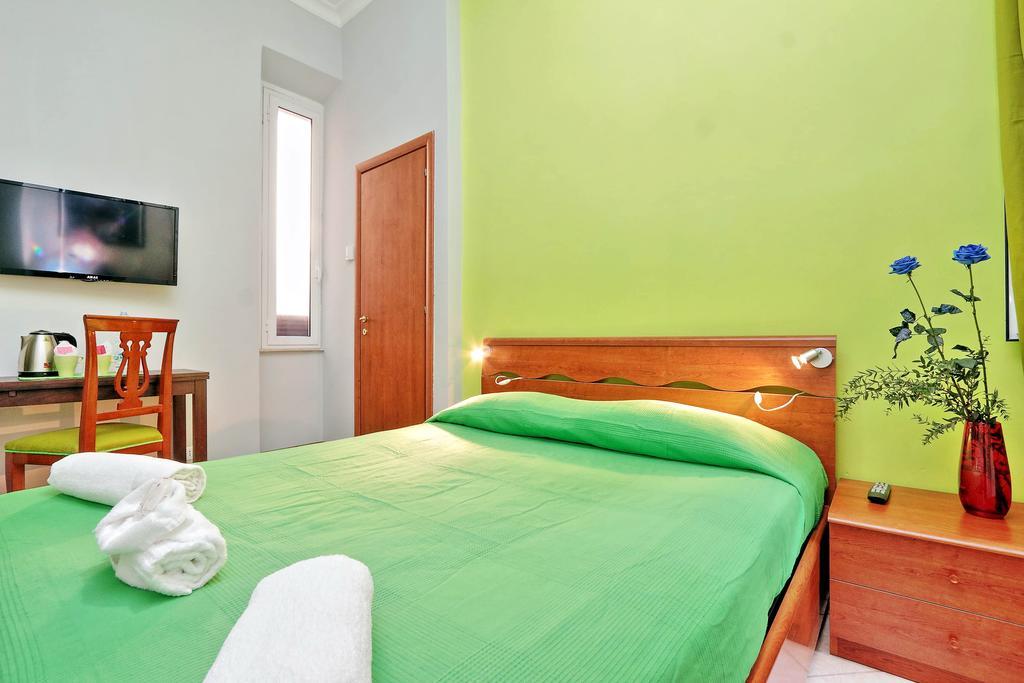Lucky Home Rooms Rome Bagian luar foto